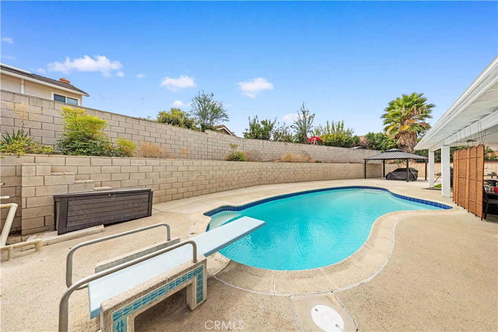 16606 Woodmont Pl