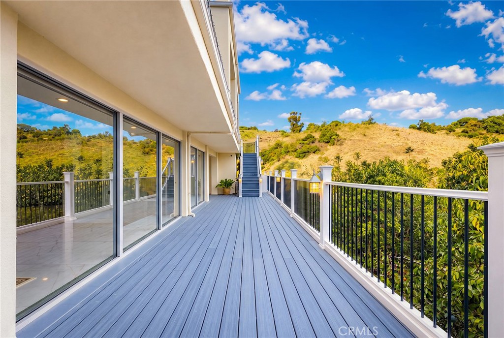 1121 Pinto Drive