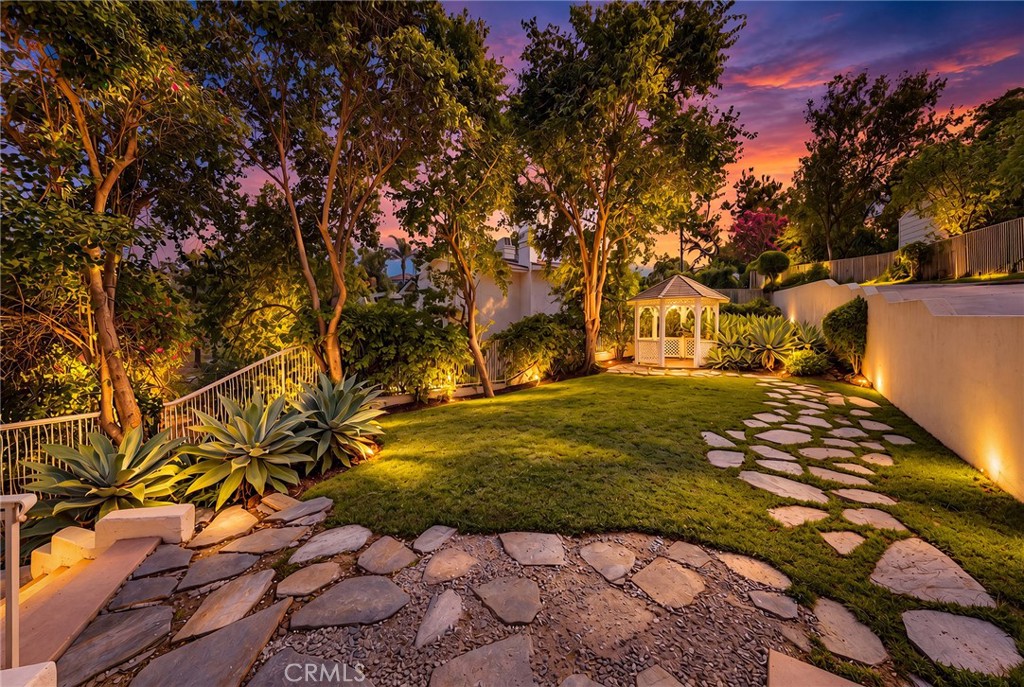 1121 Pinto Drive