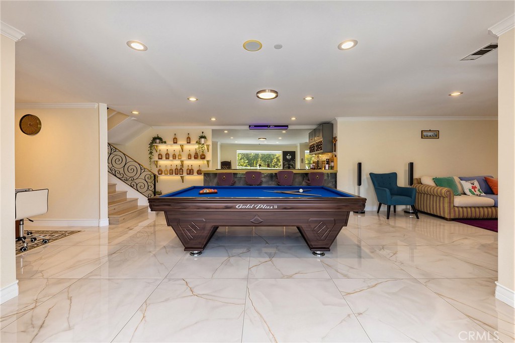 1121 Pinto Drive