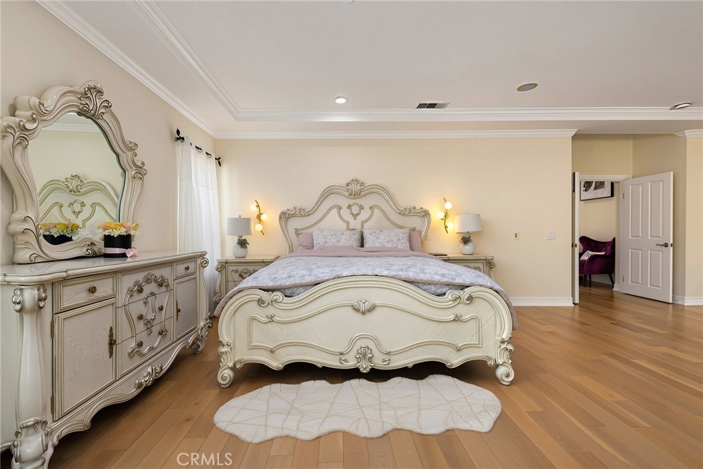 1121 Pinto Drive