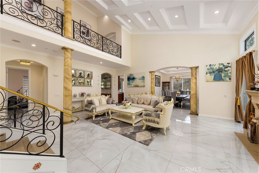 1121 Pinto Drive