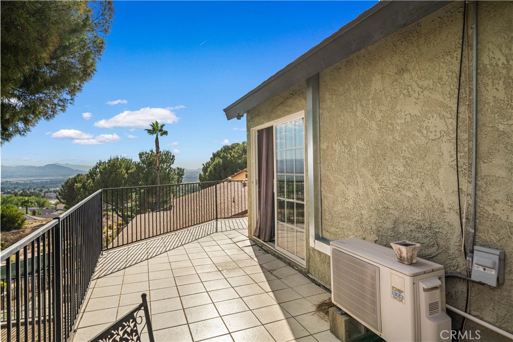 2923 Michelle Lane