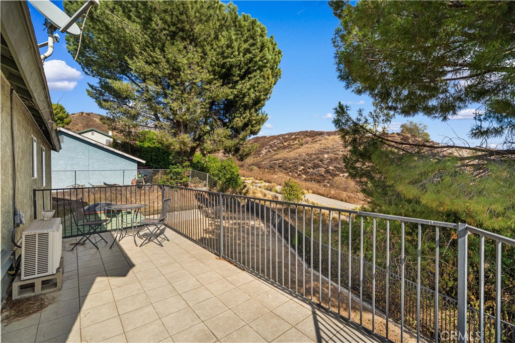 2923 Michelle Lane