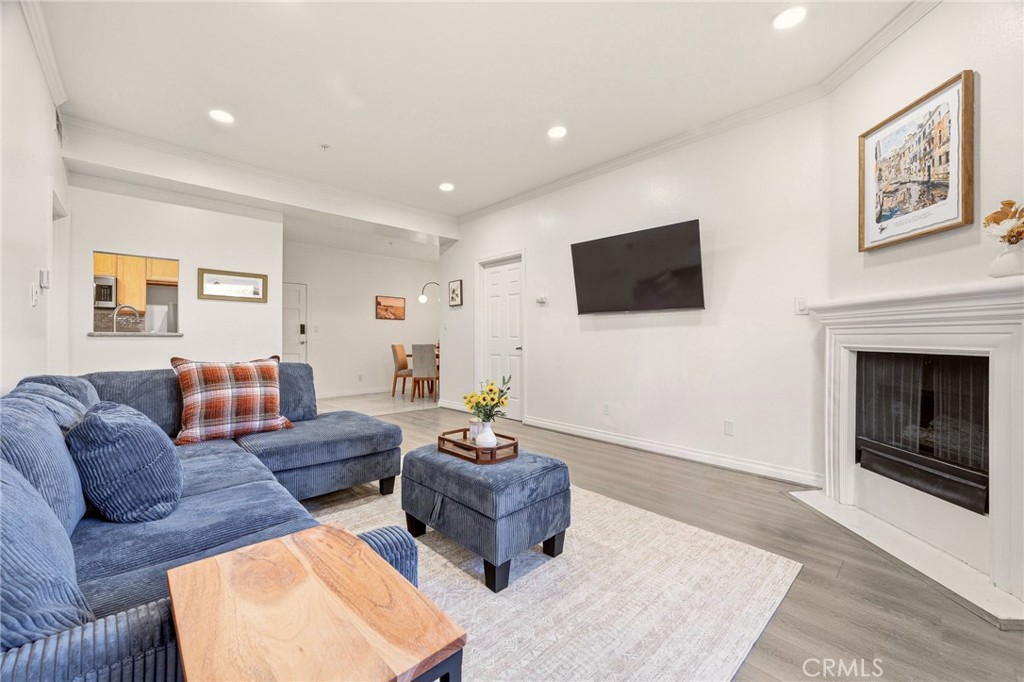 87 S Allen Avenue 103