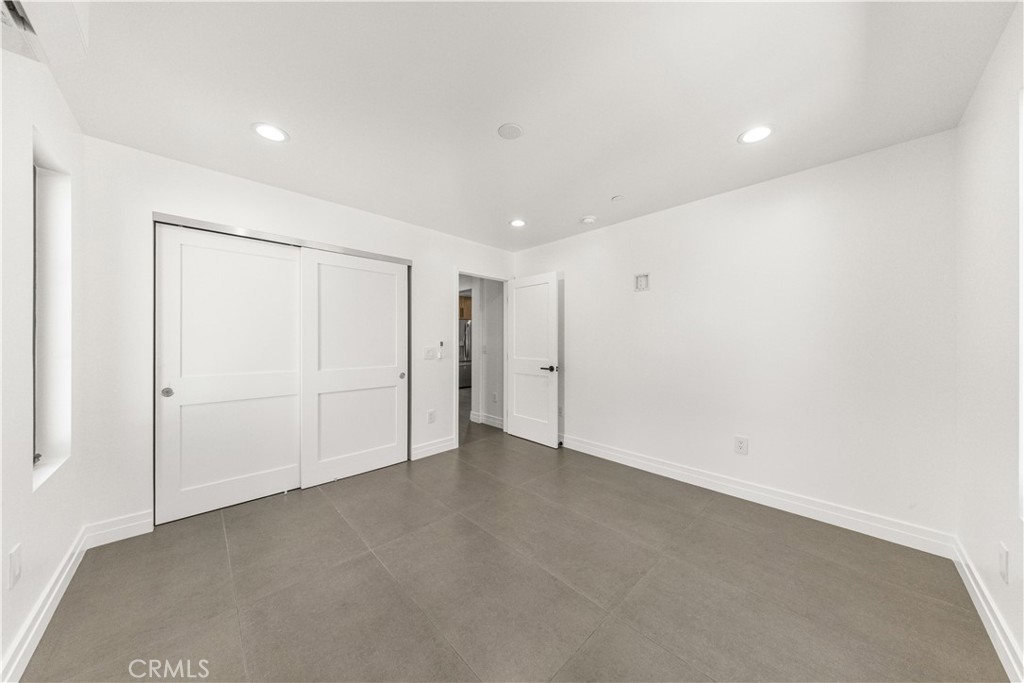 220 W Mission B