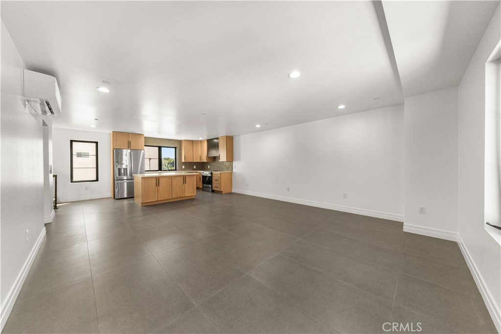 220 W Mission B