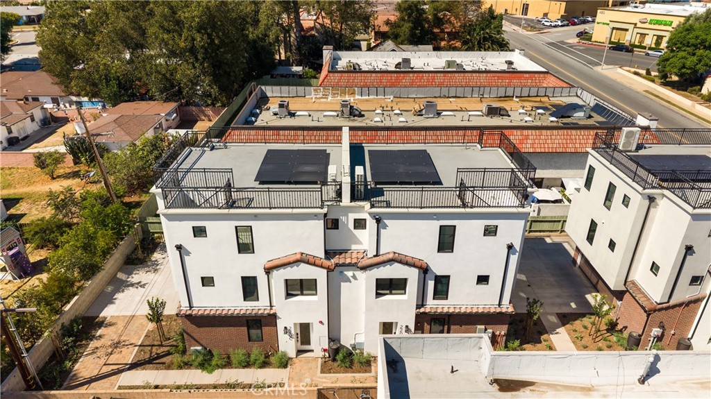 220 W Mission B