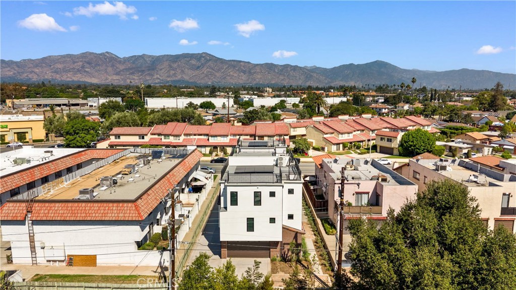 220 W Mission C