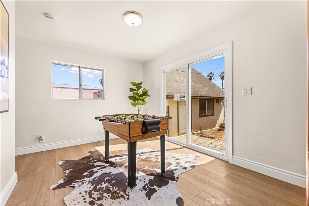 104 E Adams