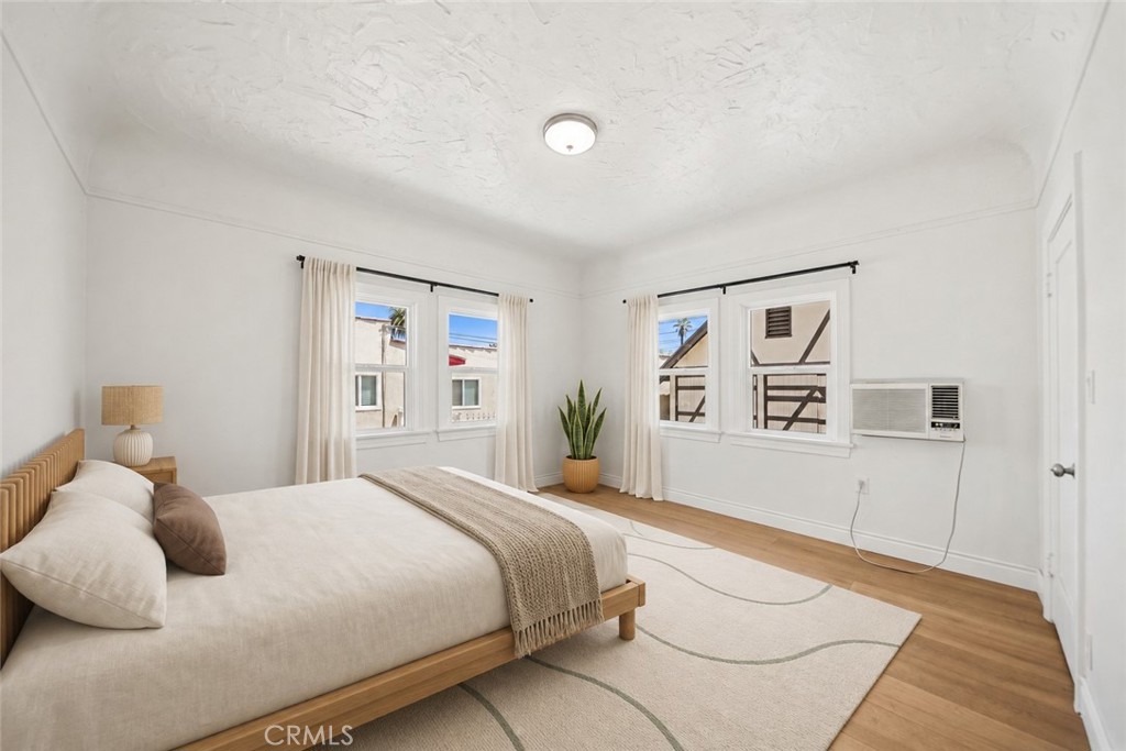 104 E Adams