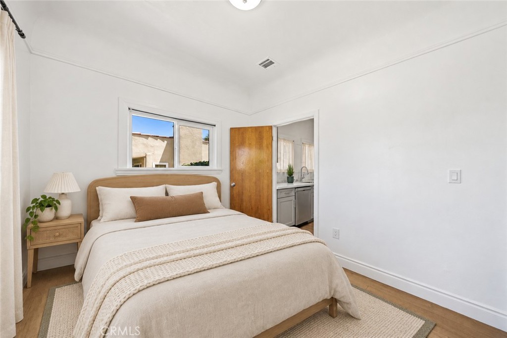 104 E Adams