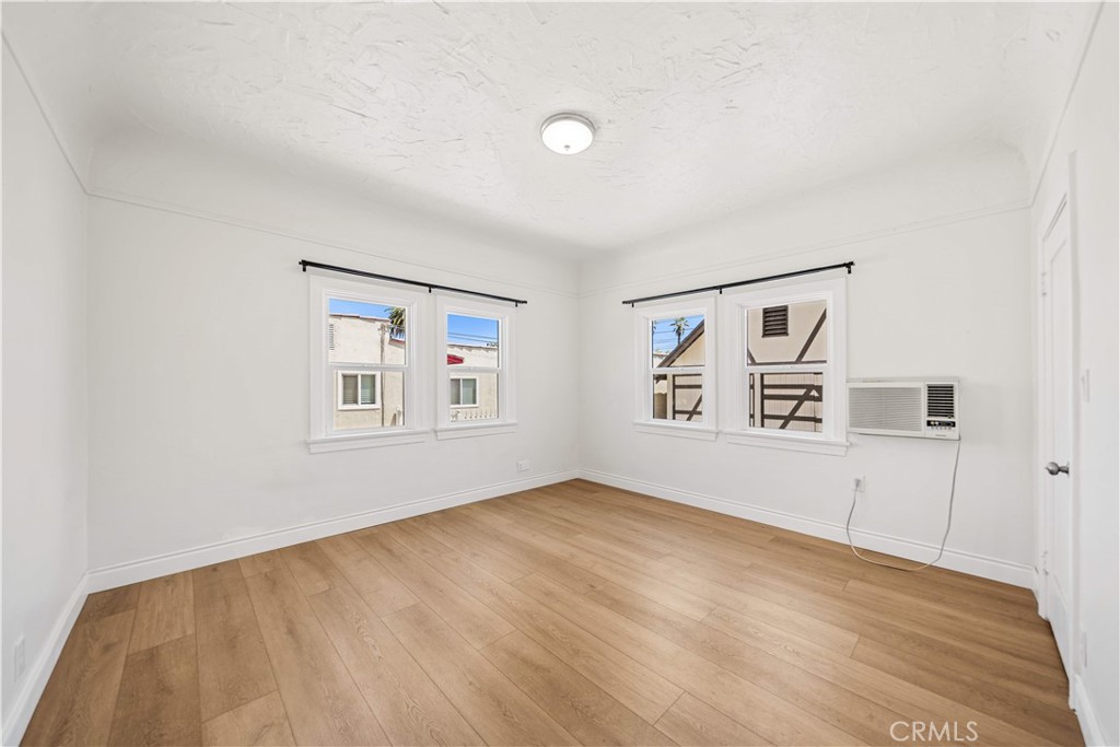 104 E Adams