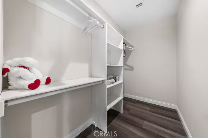 569 Lincoln Avenue 8