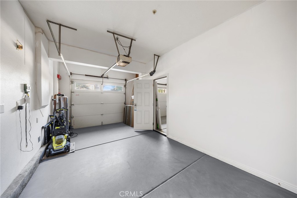 13925 Barnett