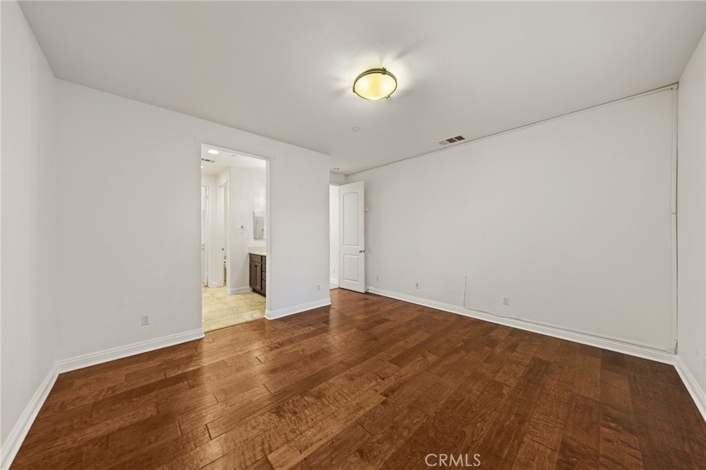 13925 Barnett