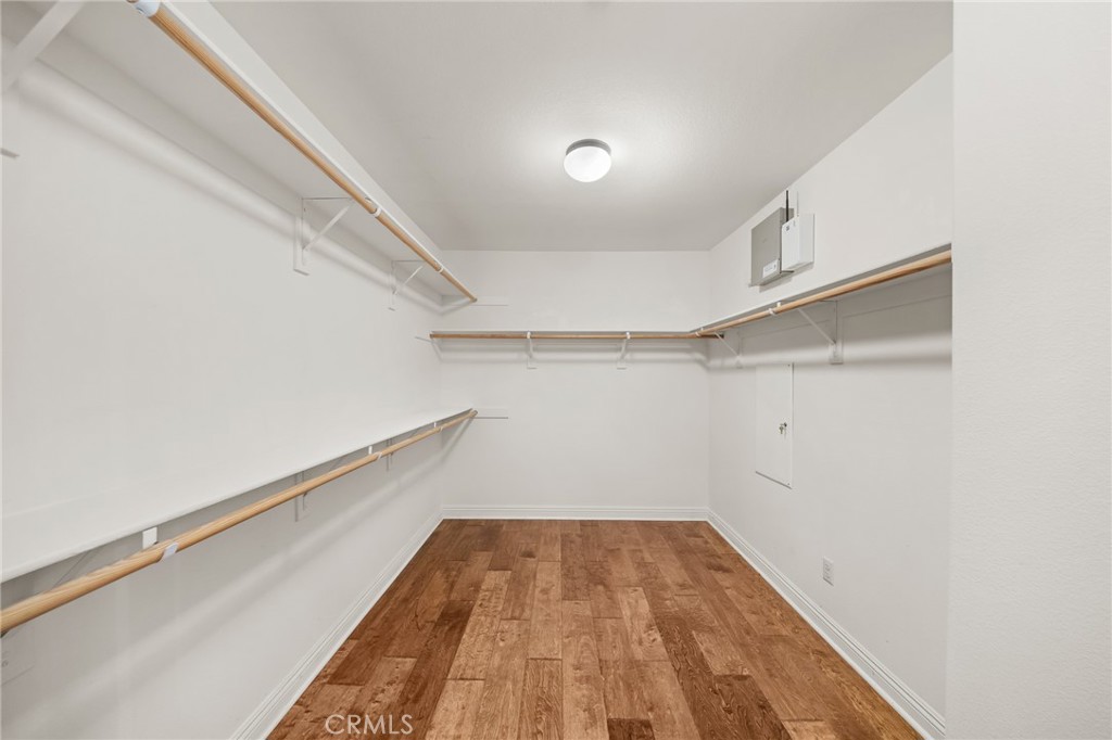 13925 Barnett