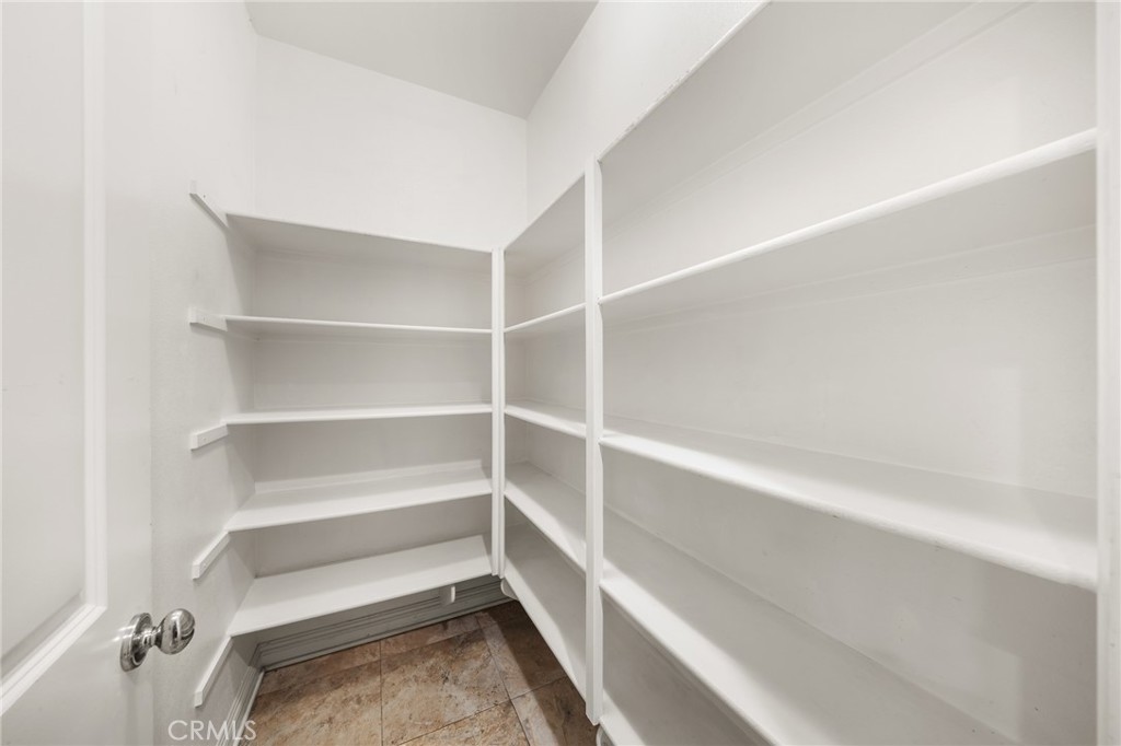 13925 Barnett