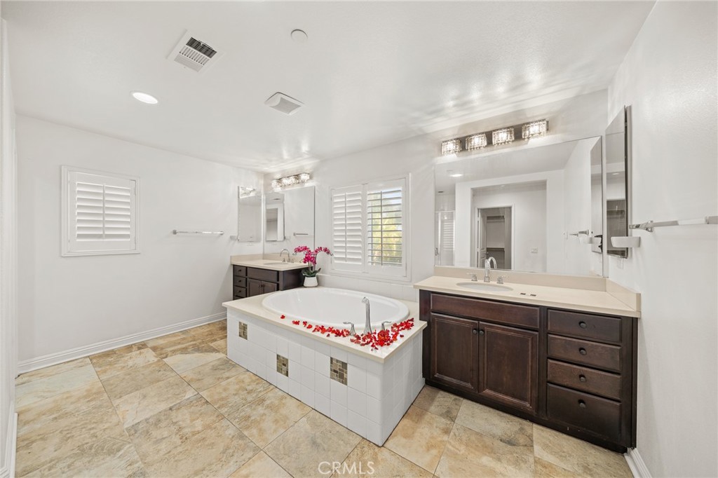 13925 Barnett