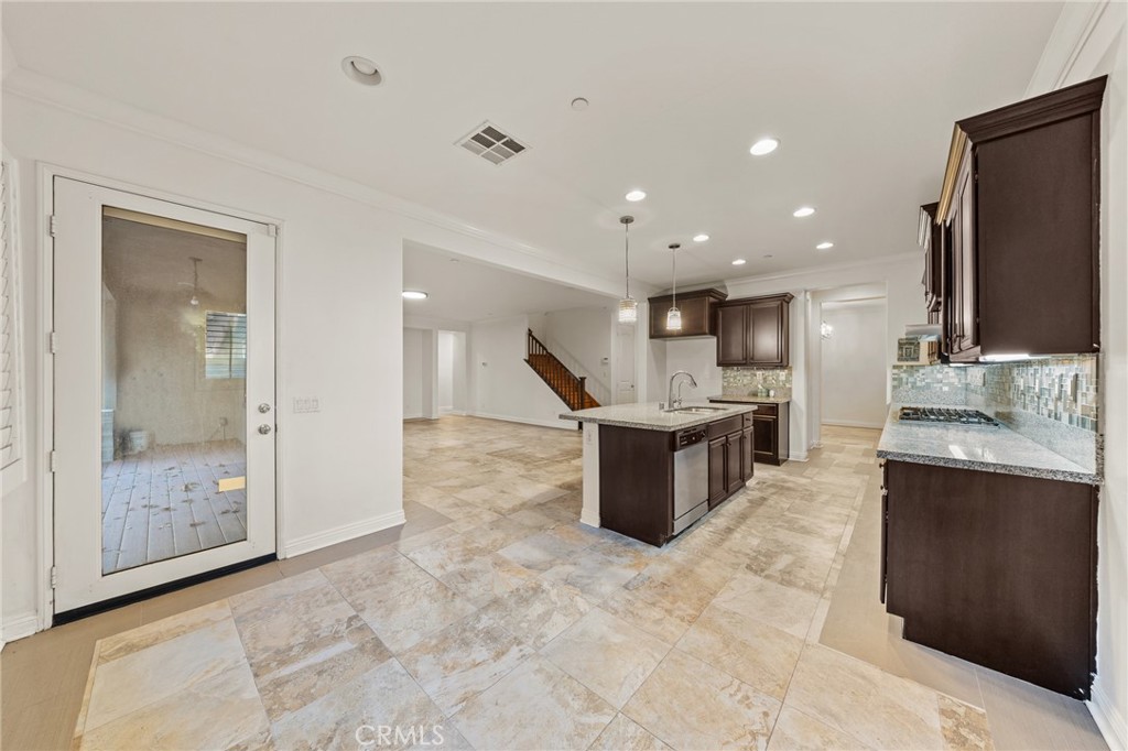 13925 Barnett