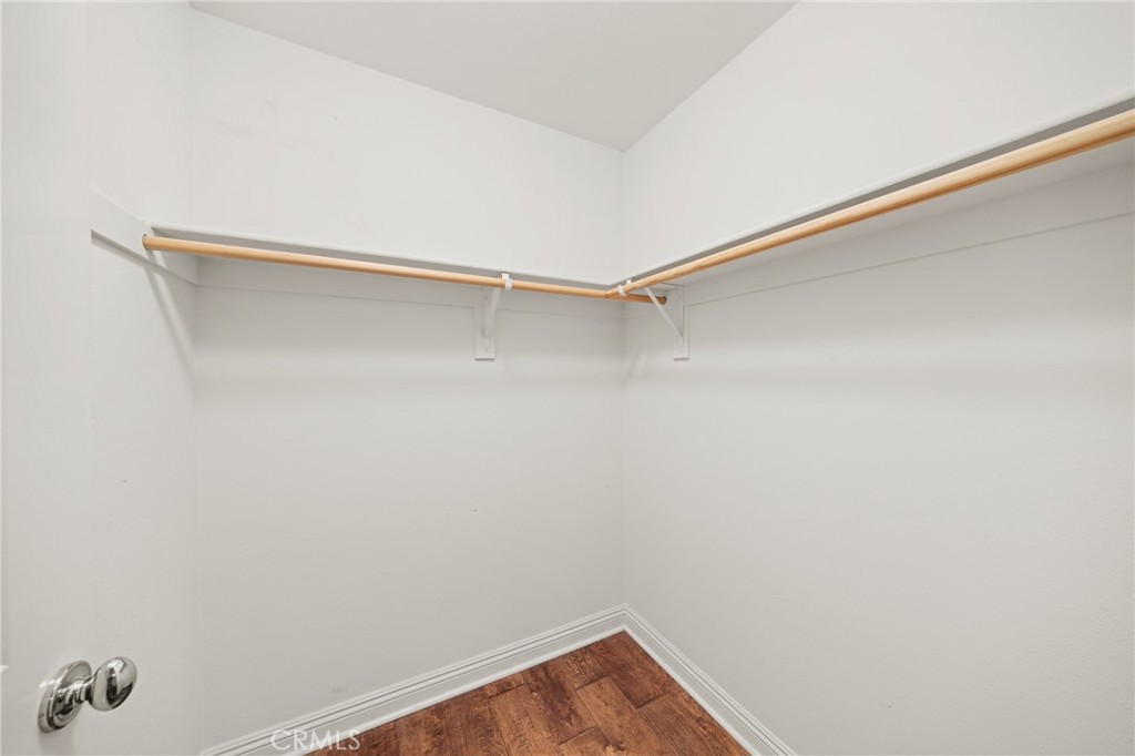 13925 Barnett