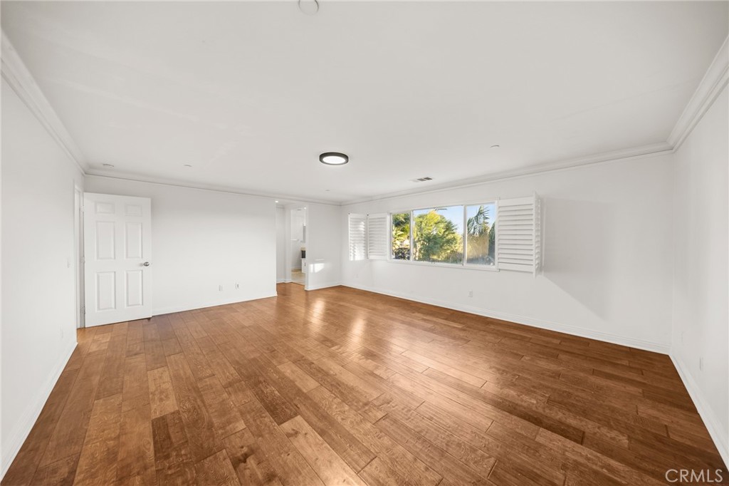 13925 Barnett
