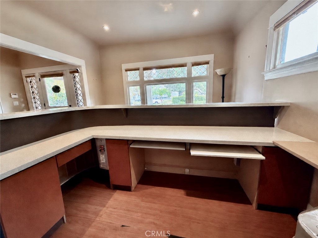 146 E Walnut Avenue
