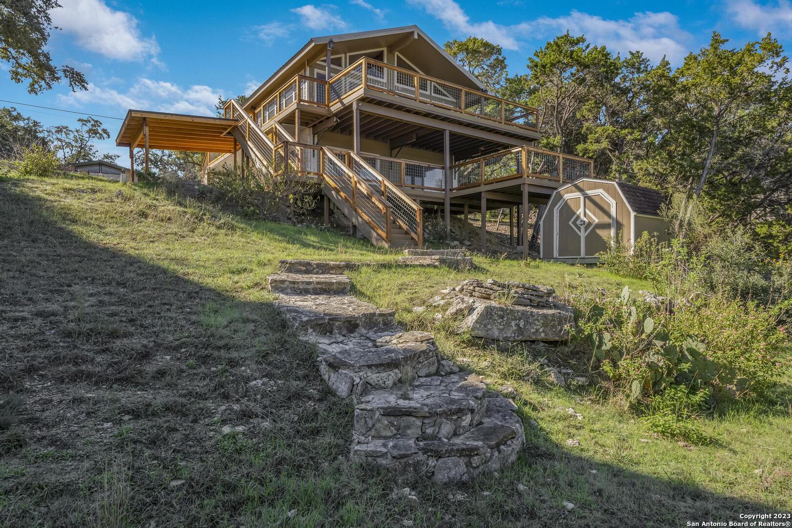 1796 Stagecoach Dr