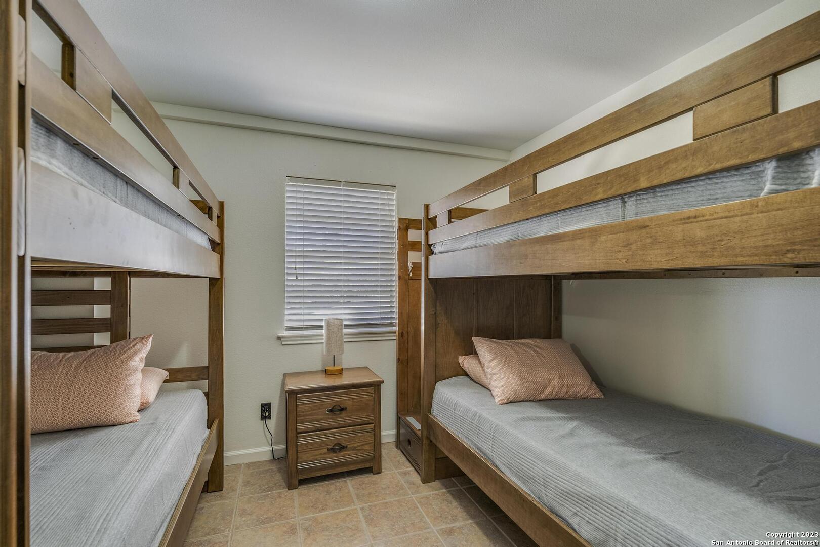 1796 Stagecoach Dr