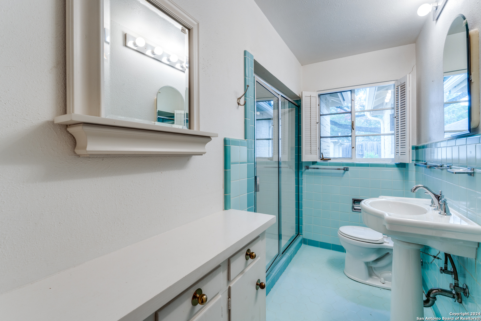 209 Calumet Pl