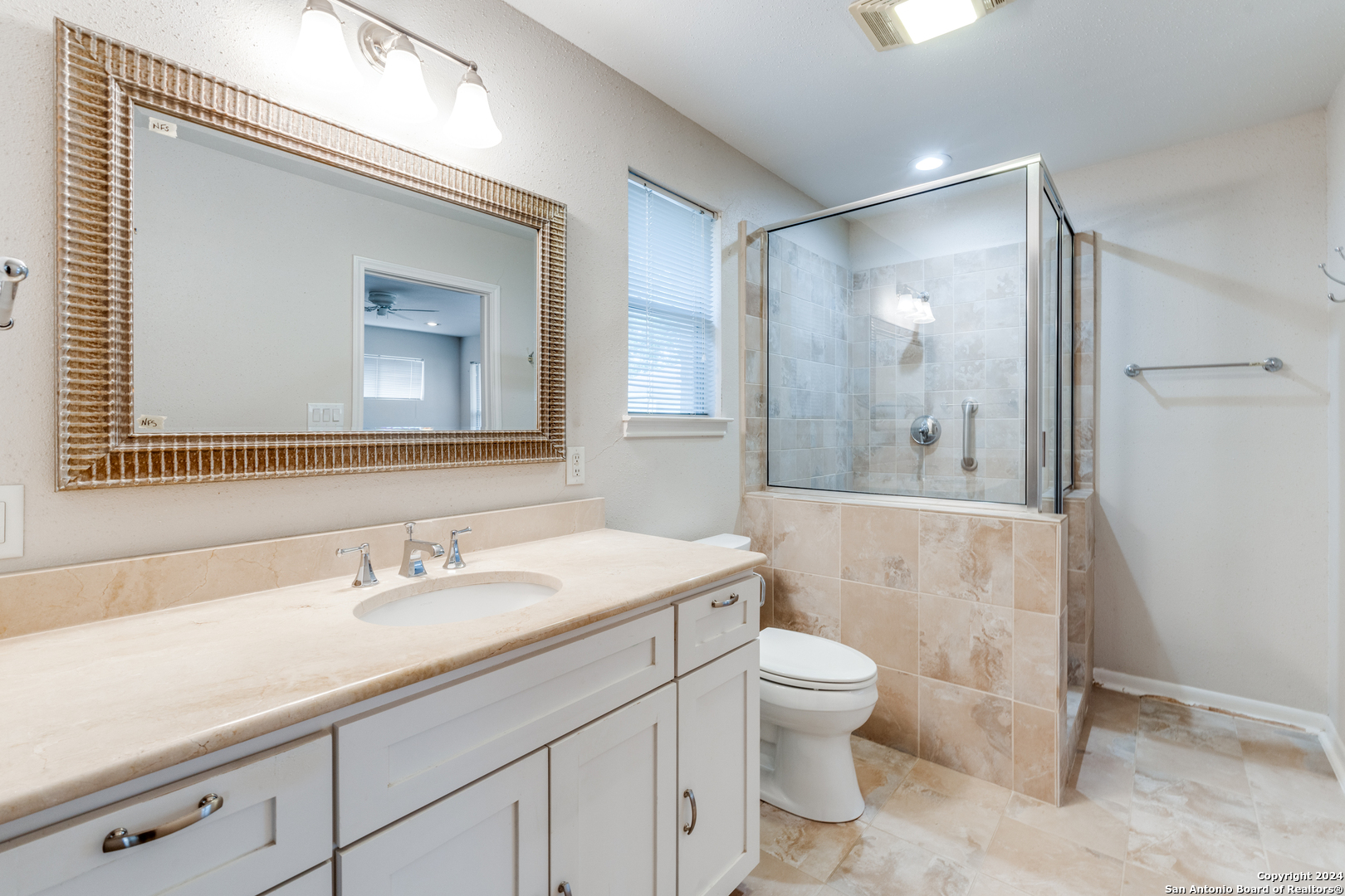 209 Calumet Pl