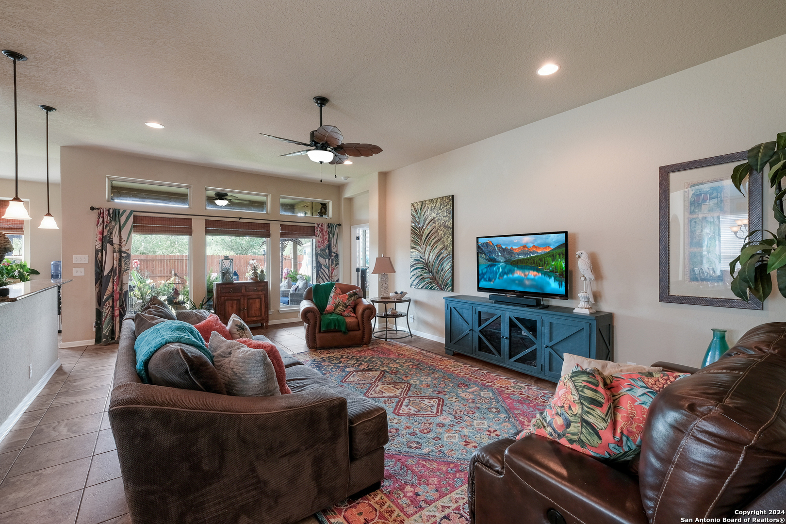 22115 GYPSY VIEW