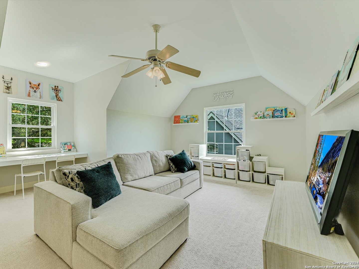 1718 Fawn Bluff