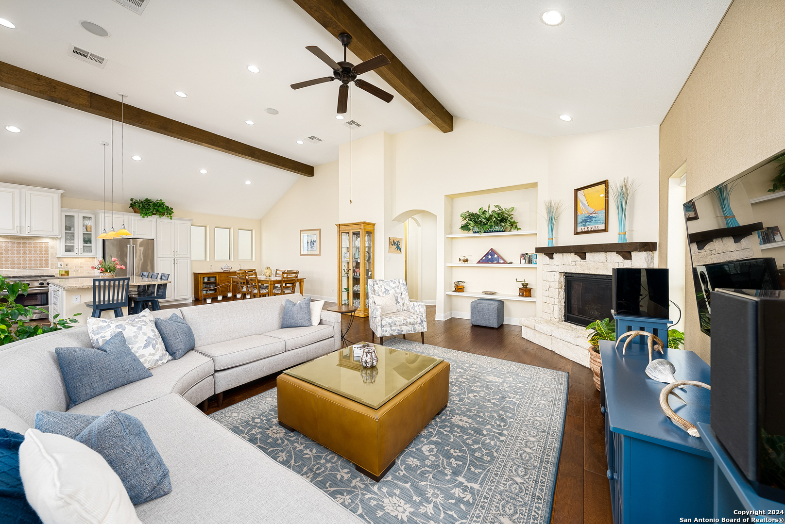1590 STAGECOACH DR