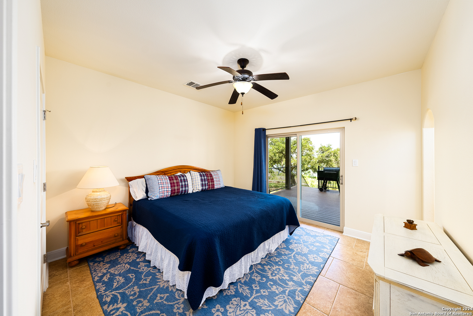 1590 STAGECOACH DR