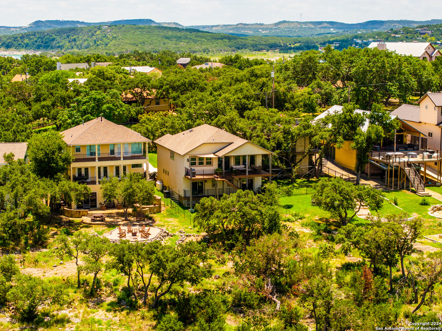 1590 STAGECOACH DR