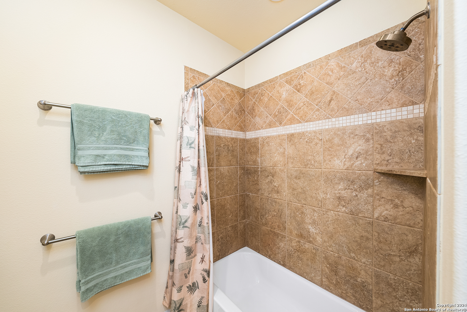 1590 STAGECOACH DR