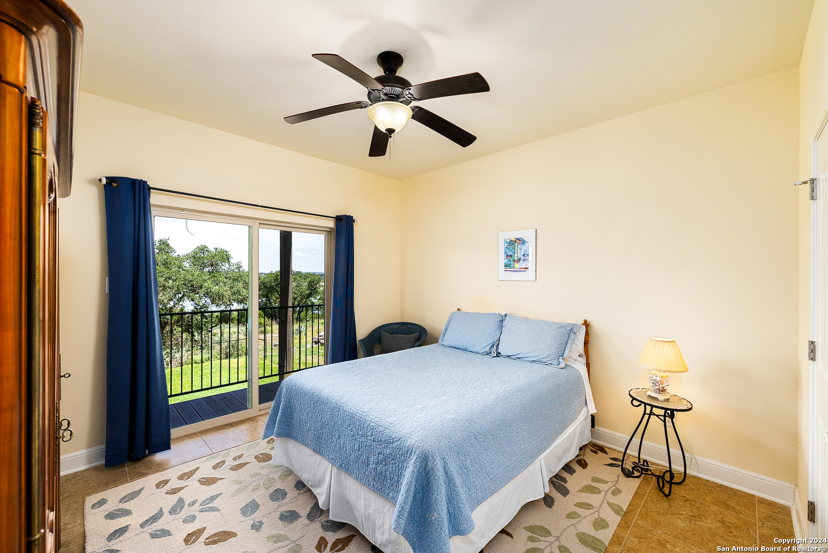 1590 STAGECOACH DR