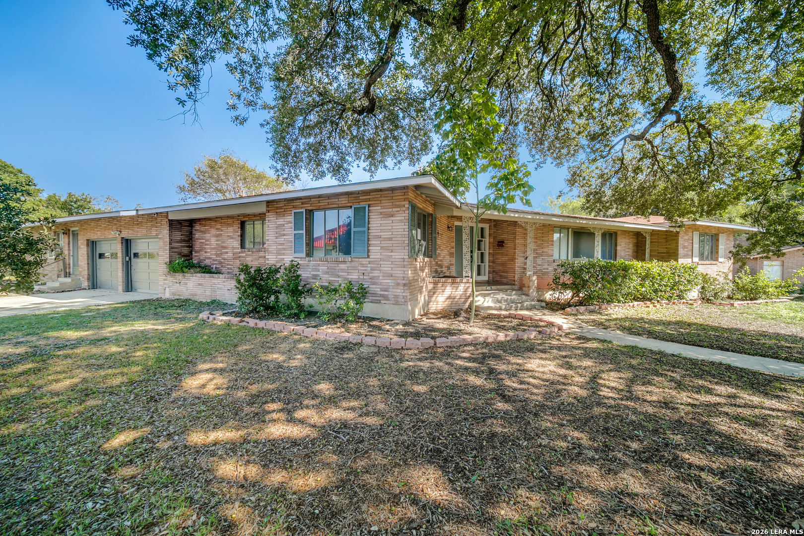 101 LINDA DR