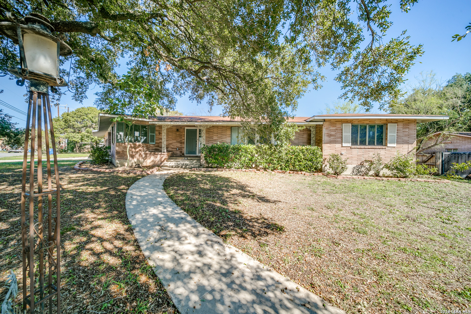 101 LINDA DR