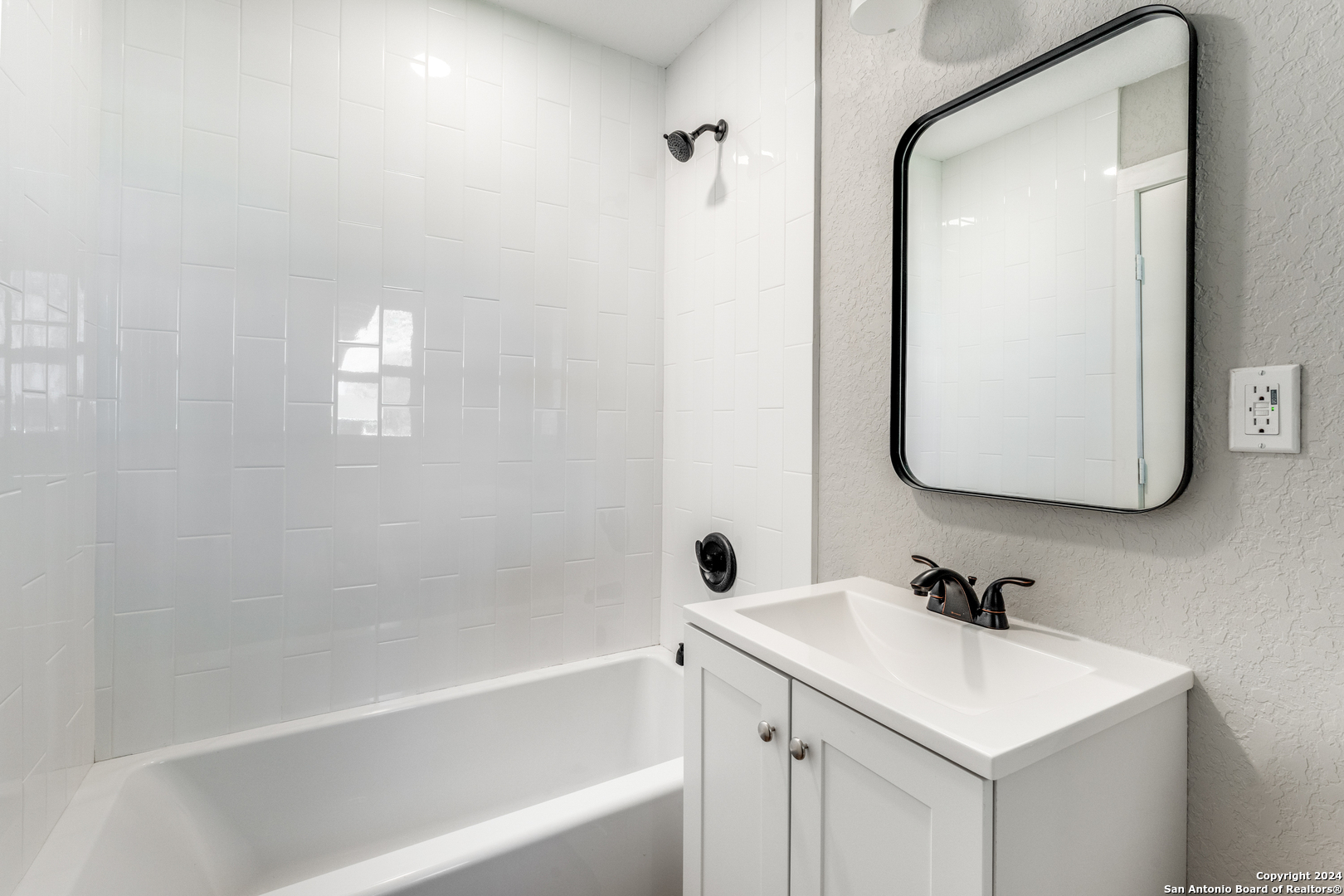 4502 Moana Dr.