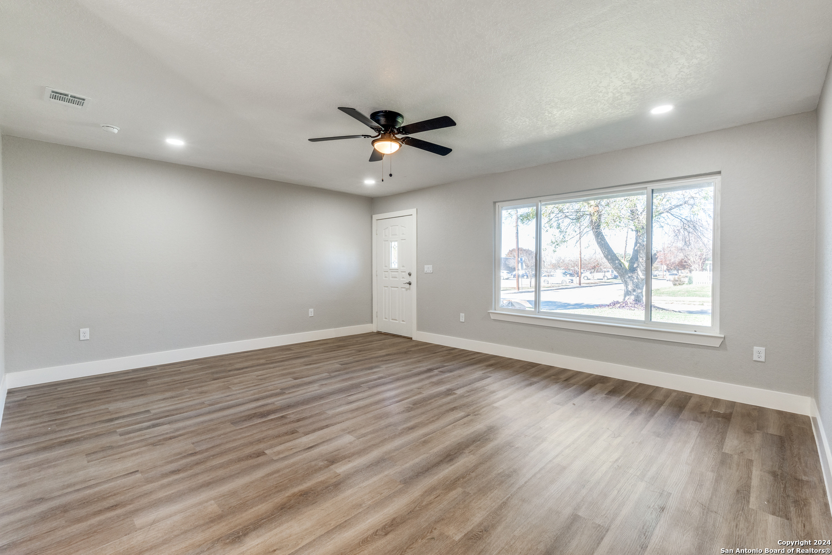 4502 Moana Dr.