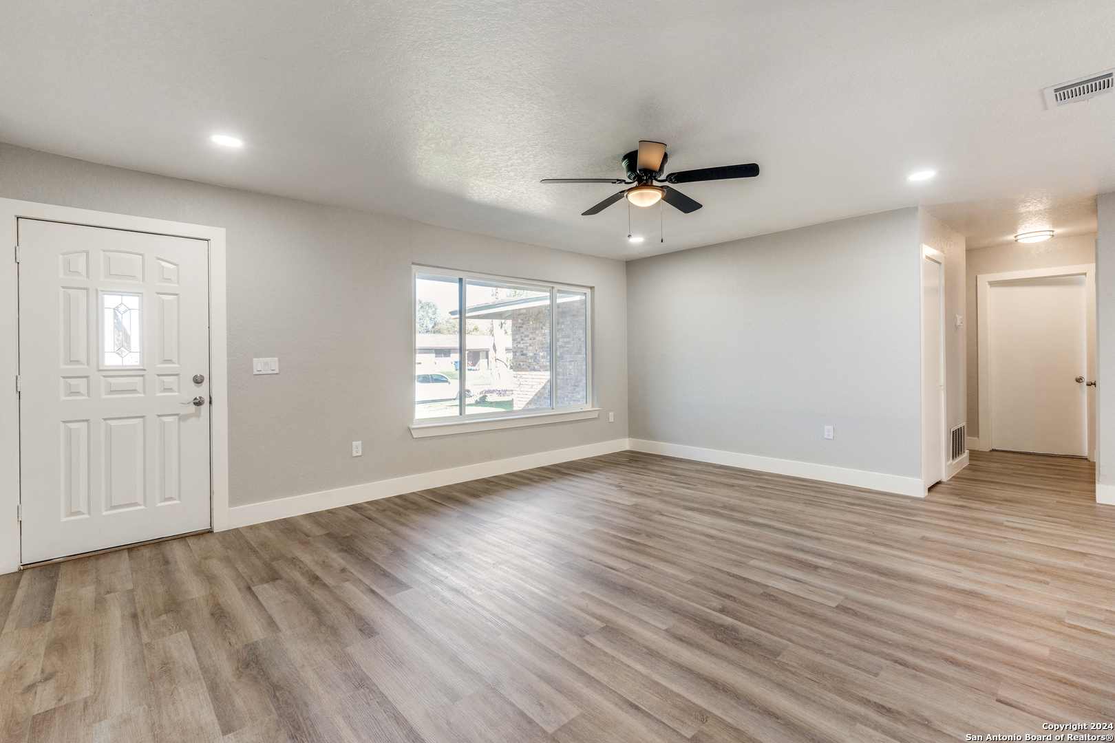 4502 Moana Dr.
