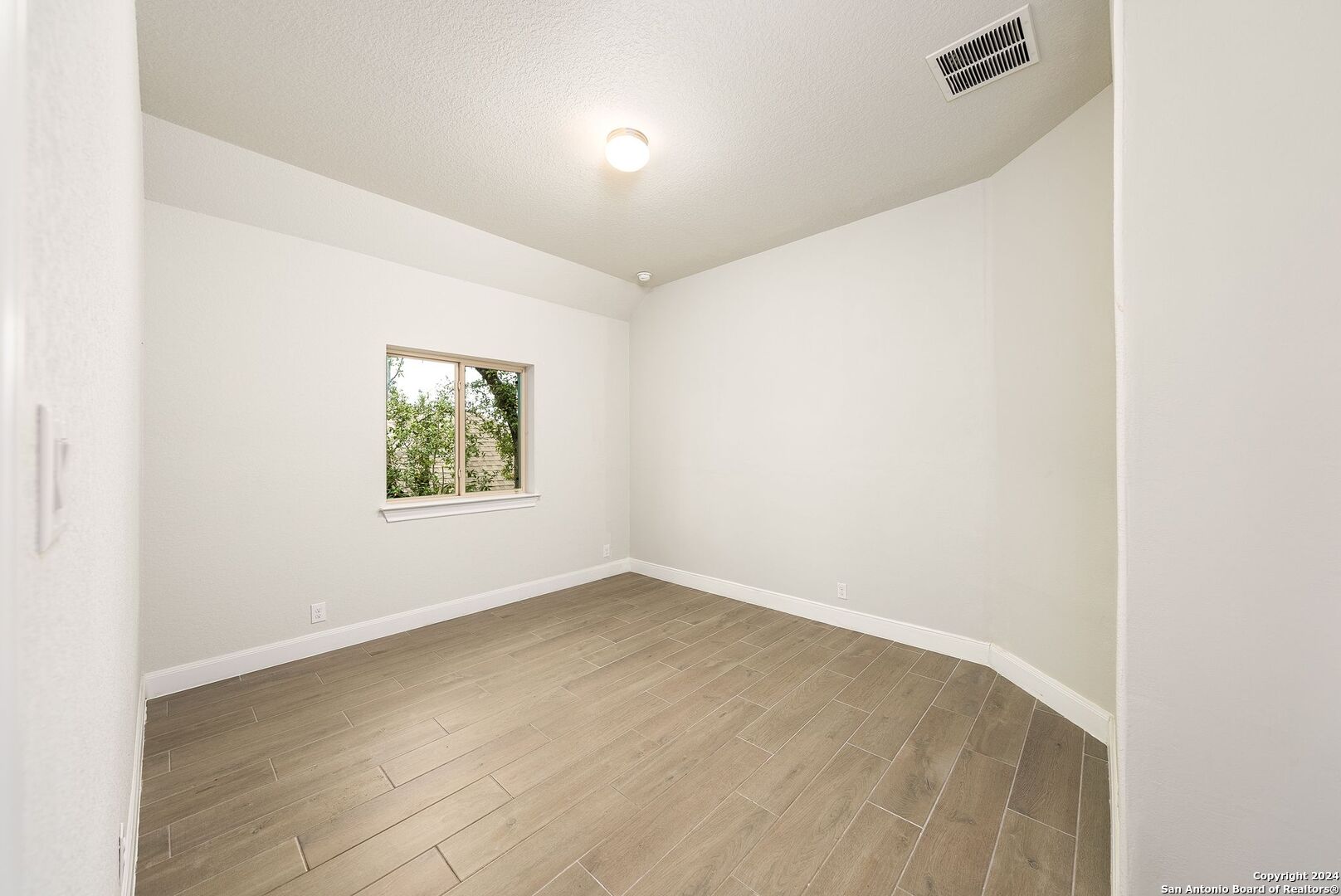 29055 PROSPECT CRK