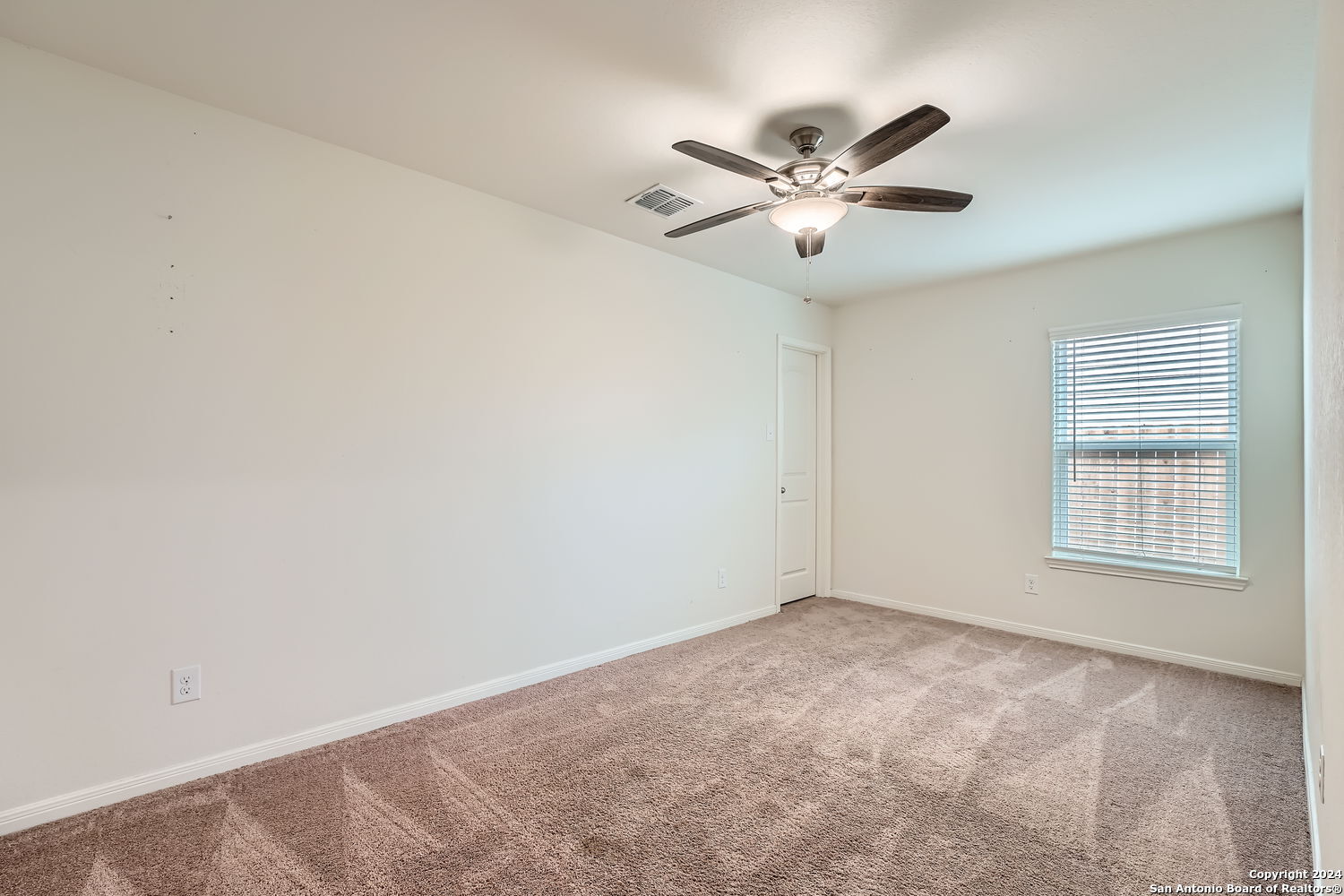 11823 VINEY PASS