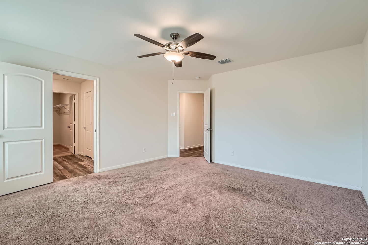 11823 VINEY PASS