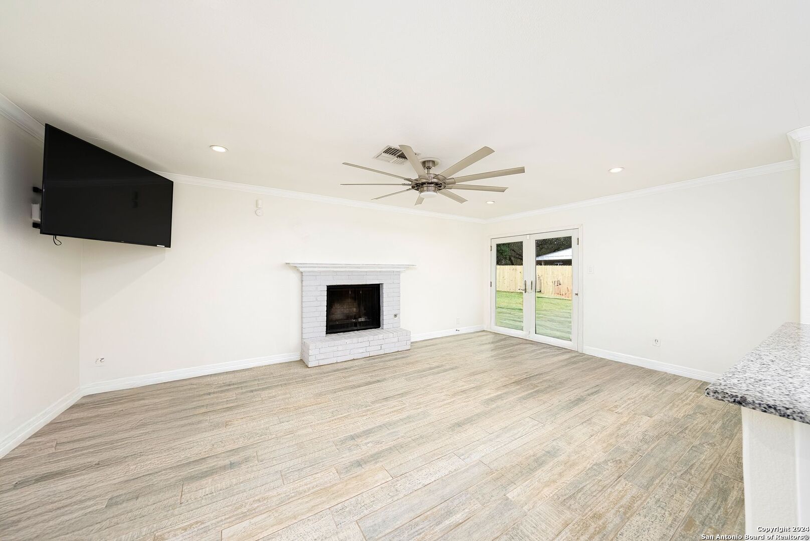 15111 ENCINO VERDE ST