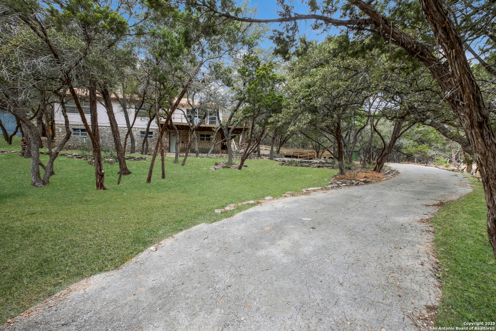 1327 SPRINGWATER
