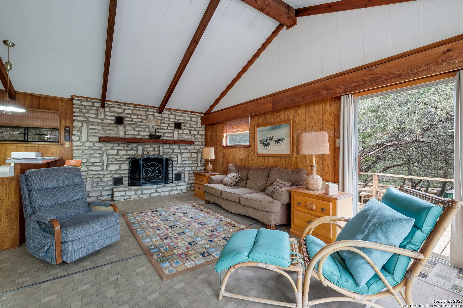 1327 SPRINGWATER