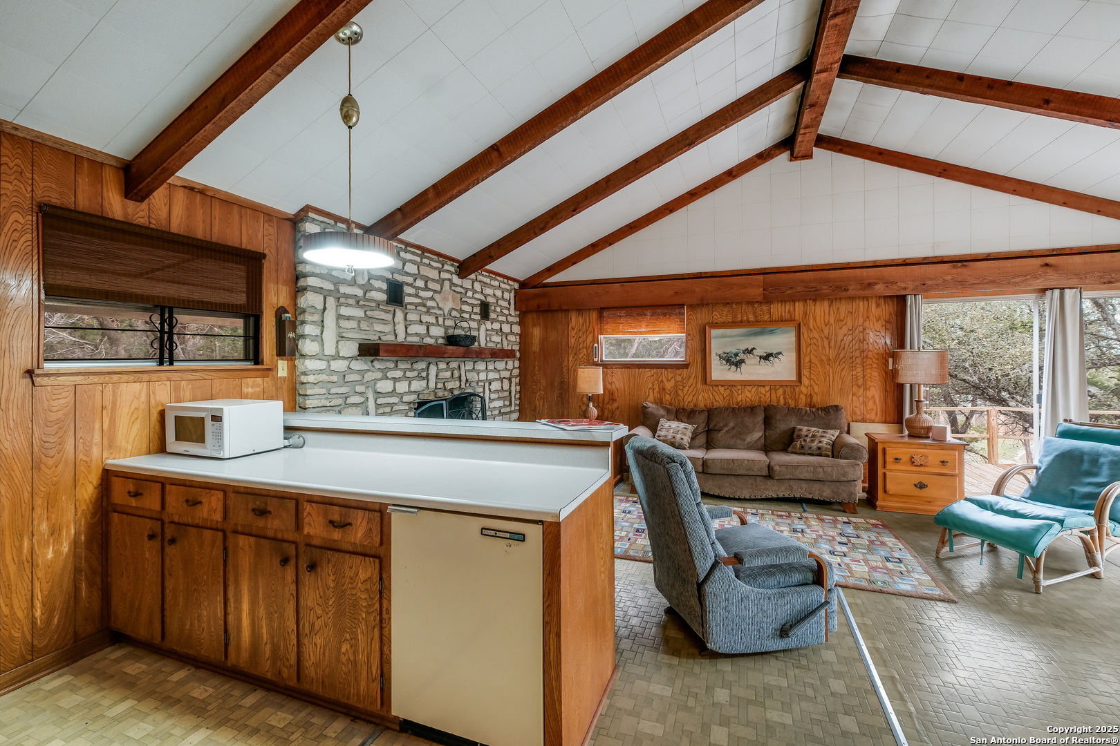 1327 SPRINGWATER